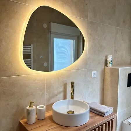 1 Centre-ville, Gare Apartman